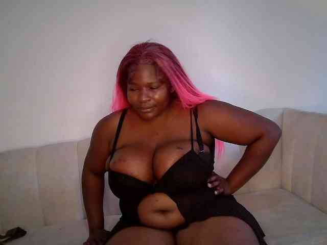 Candyboob webcam