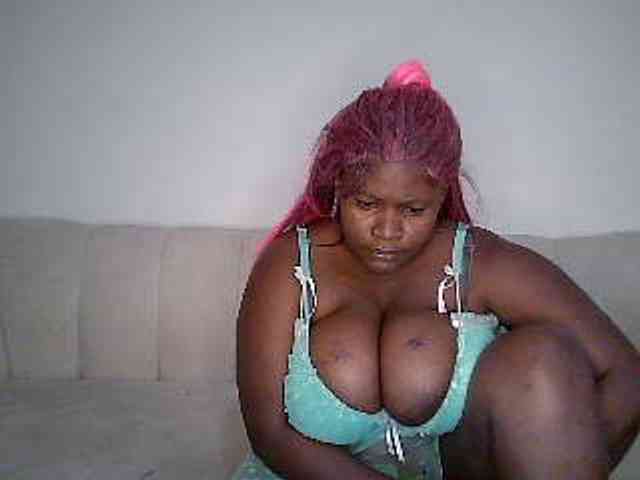 Candyboob webcam