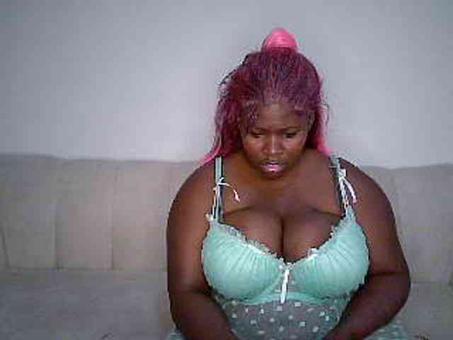 Candyboob webcam