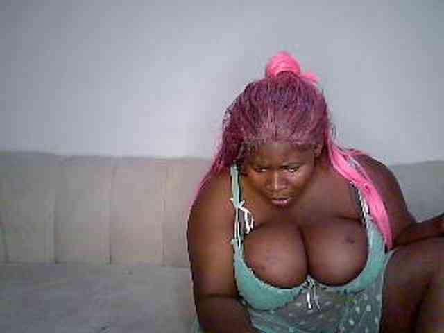 Candyboob webcam
