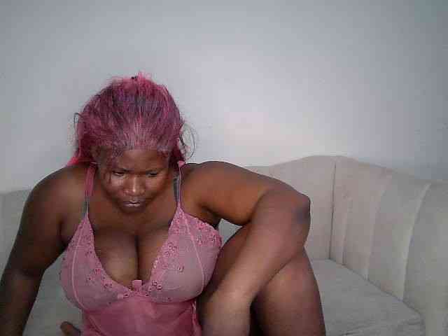 Candyboob webcam
