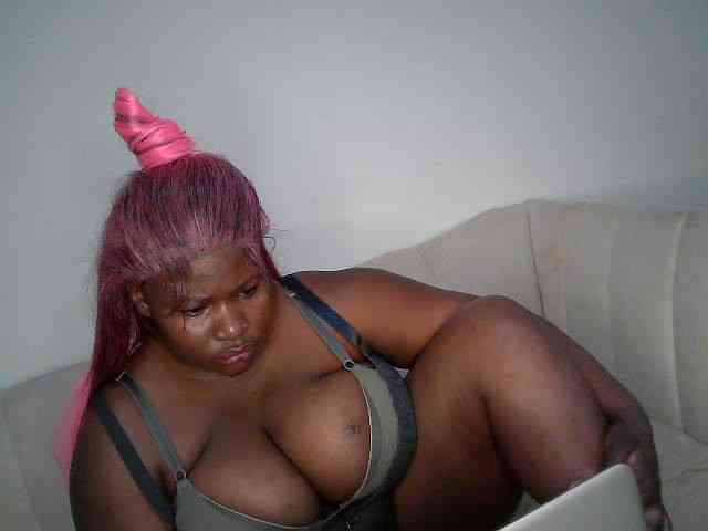 Candyboob webcam
