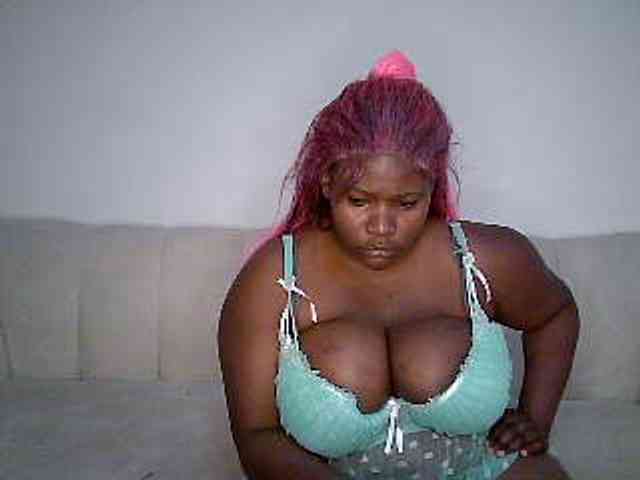 Candyboob webcam