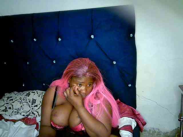 Candyboob webcam