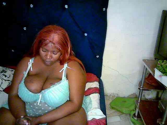 Candyboob webcam