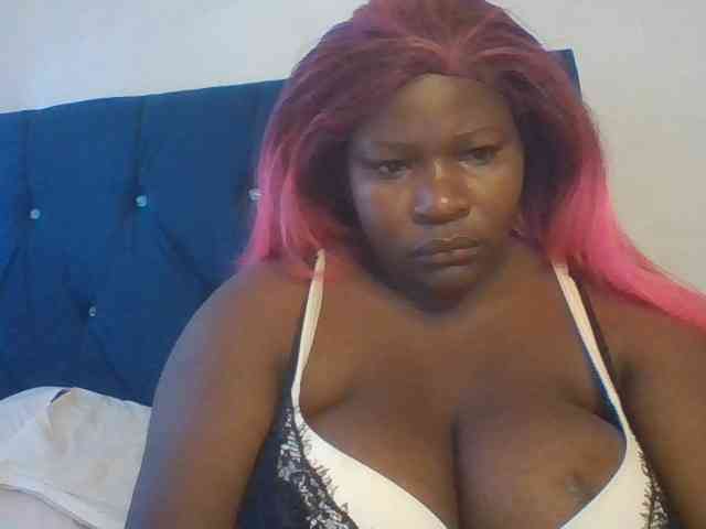 Candyboob webcam