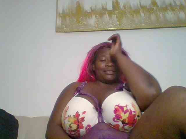 Candyboob webcam