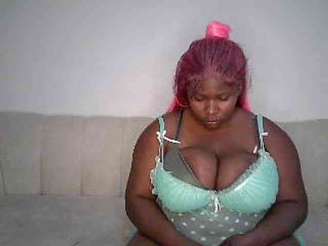 Candyboob webcam