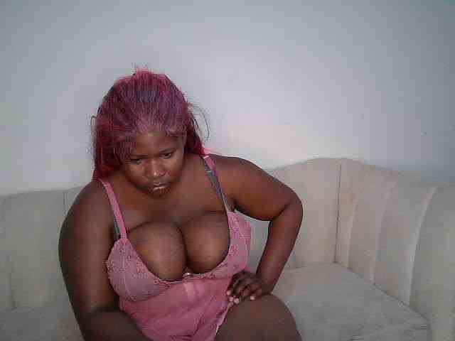 Candyboob webcam
