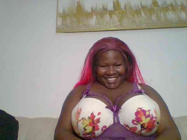 Candyboob webcam