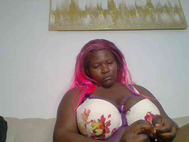 Candyboob webcam