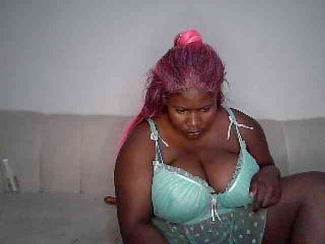 Candyboob webcam