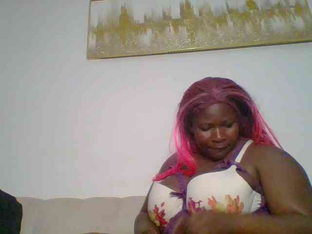 Candyboob webcam