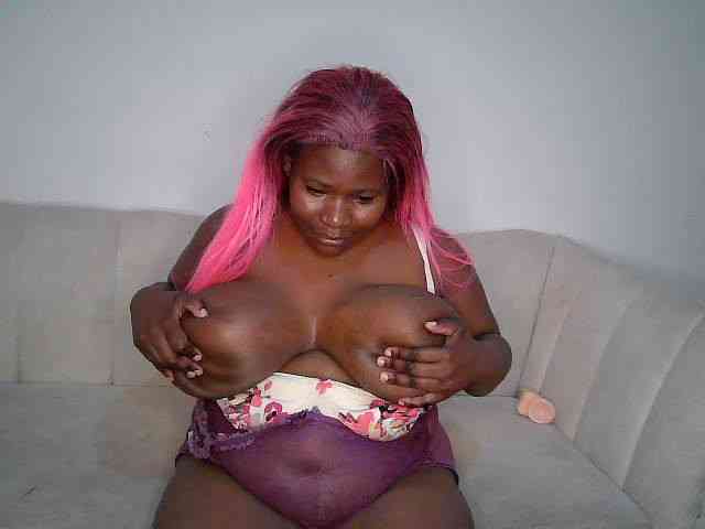 Candyboob webcam