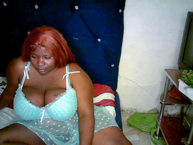 Candyboob webcam