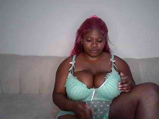 Candyboob webcam