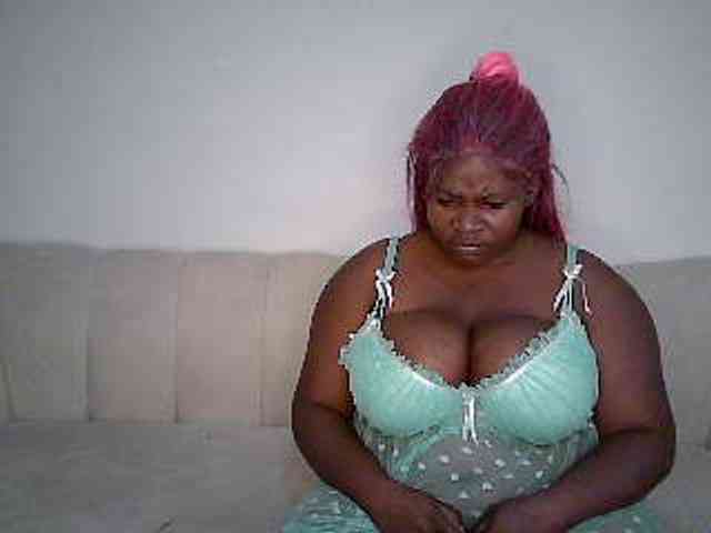 Candyboob webcam