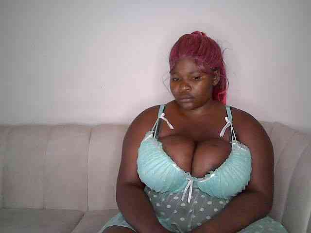 Candyboob webcam