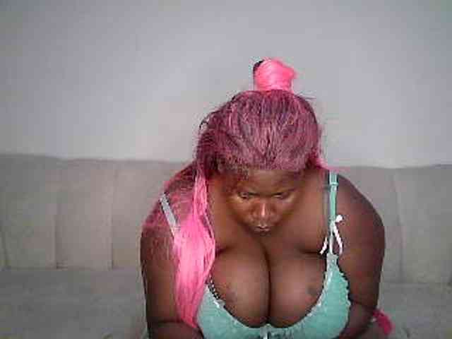 Candyboob webcam