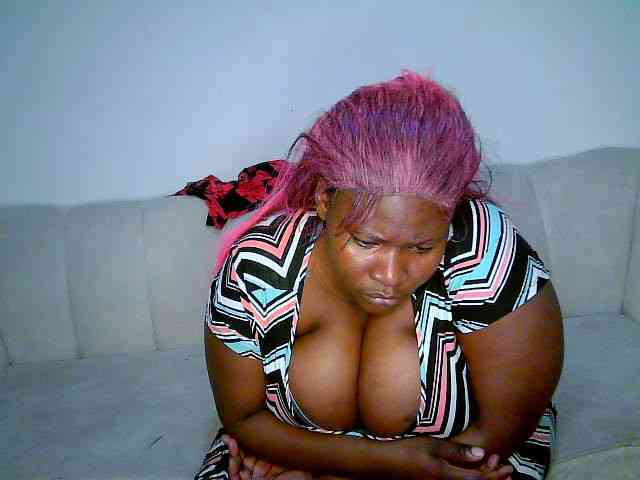 Candyboob webcam