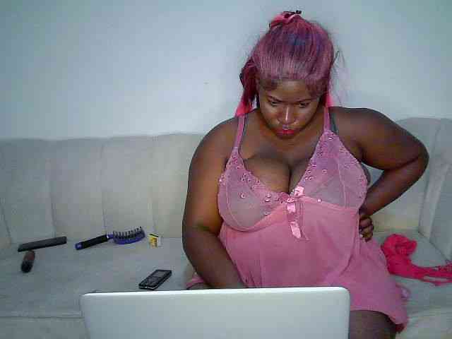 Candyboob webcam