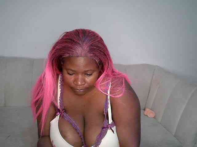 Candyboob webcam