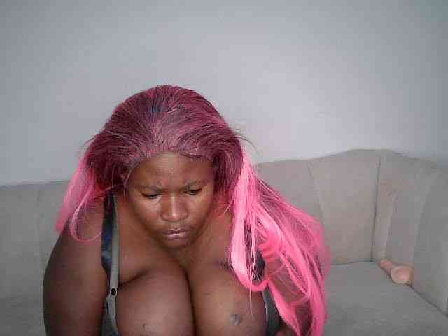 Candyboob webcam