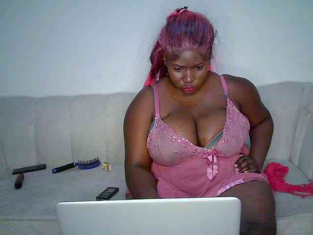 Candyboob webcam