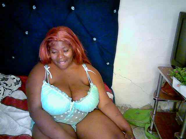 Candyboob webcam