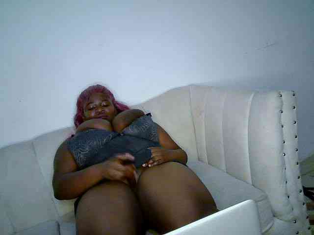 Candyboob webcam