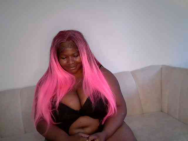 Candyboob webcam