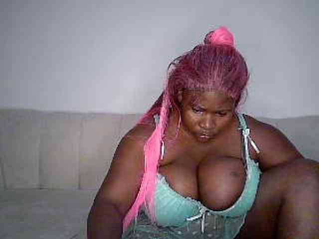 Candyboob webcam