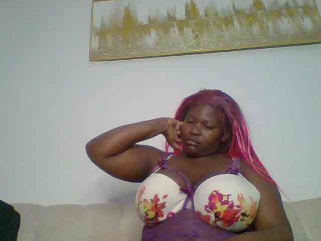 Candyboob webcam