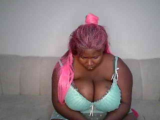 Candyboob webcam