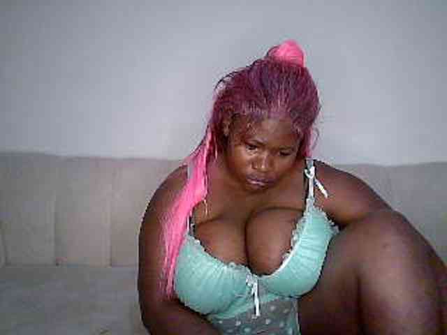 Candyboob webcam