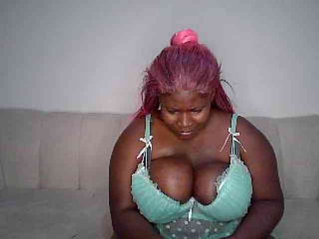 Candyboob webcam