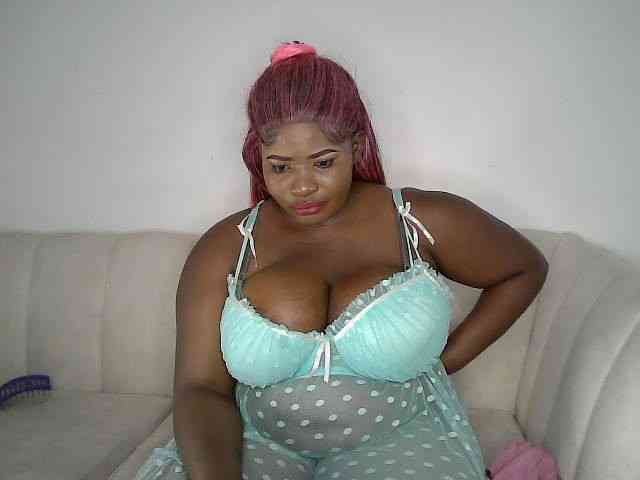 Candyboob webcam