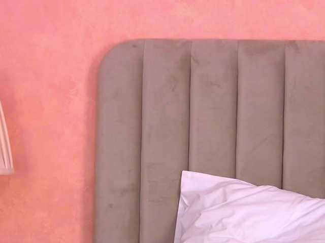 LeylaIvory live cam on BongaCams