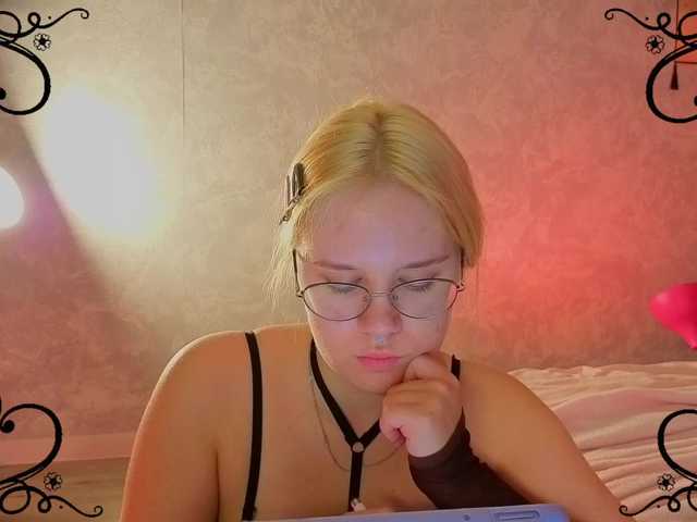 Female-Jesus live cam on BongaCams