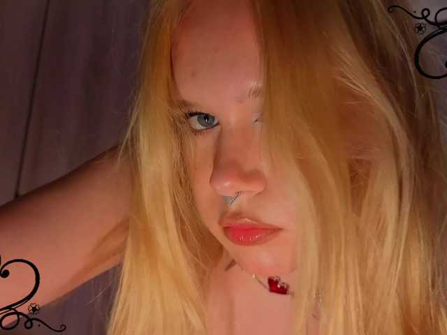 Female-Jesus live cam on BongaCams