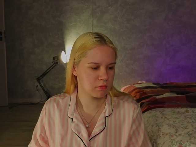 Female-Jesus live cam on BongaCams