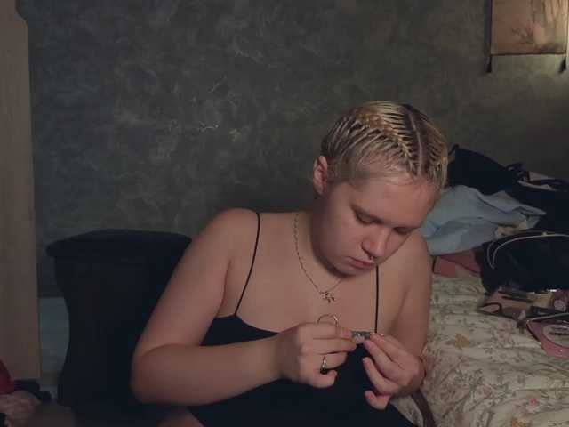 Female-Jesus live cam on BongaCams