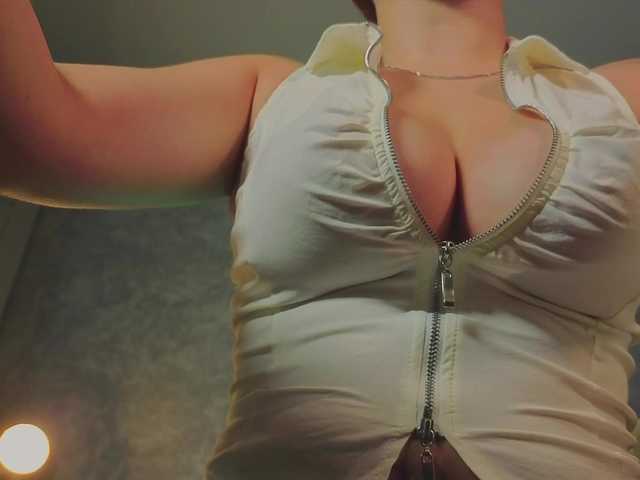 Female-Jesus live cam on BongaCams