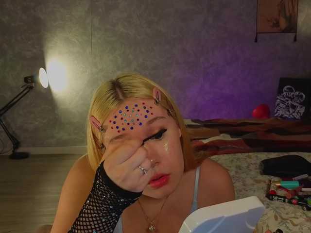 Female-Jesus live cam on BongaCams