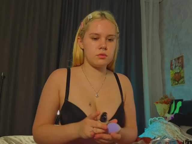 Female-Jesus live cam on BongaCams