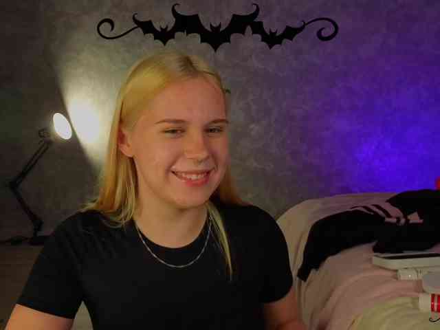Female-Jesus webcam