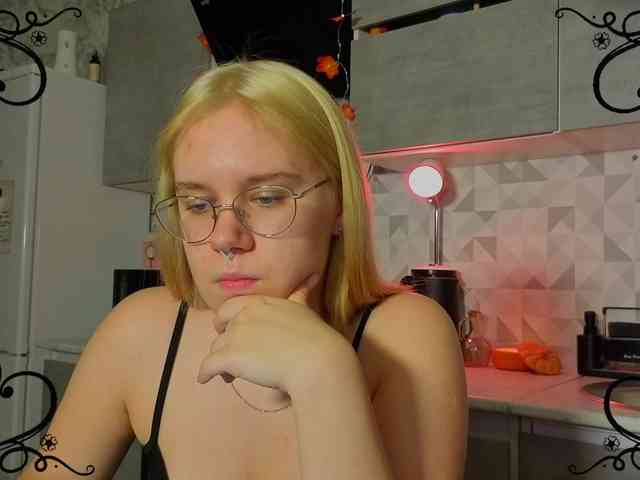 Female-Jesus webcam