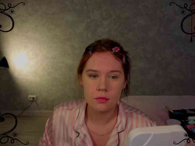 Female-Jesus webcam