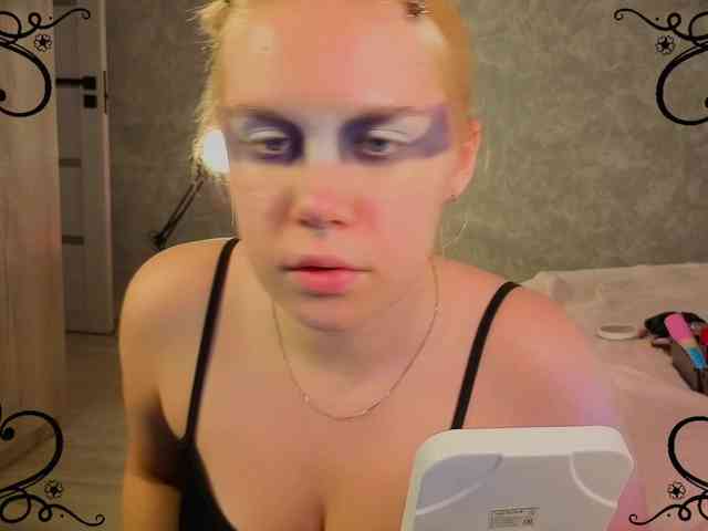 Female-Jesus webcam