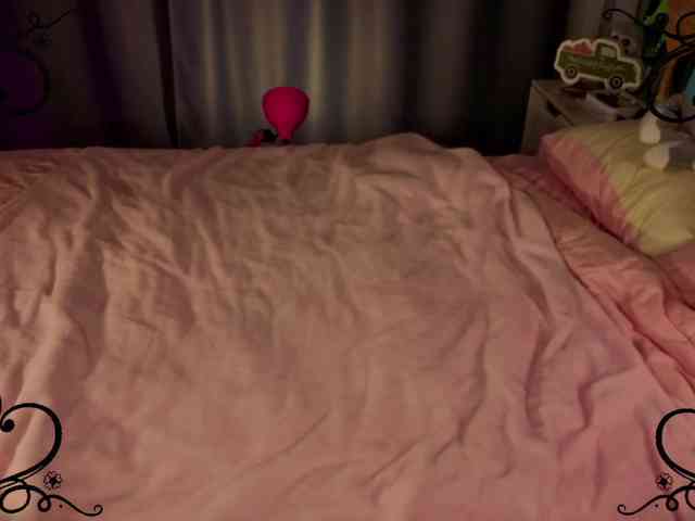 Female-Jesus webcam